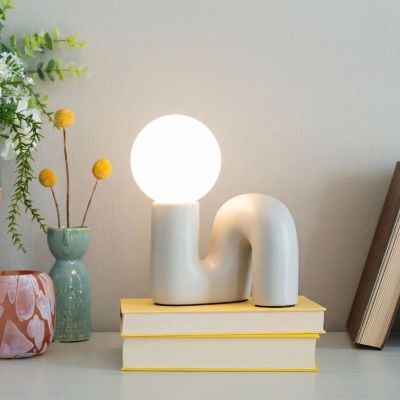 Trio Quinn pöytävalaisin G9 lämmin harmaa