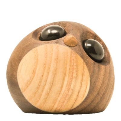 FableWood - Puufiguuri Pingviininpoikanen Freddy 5 cm Pähkinä/Saarni