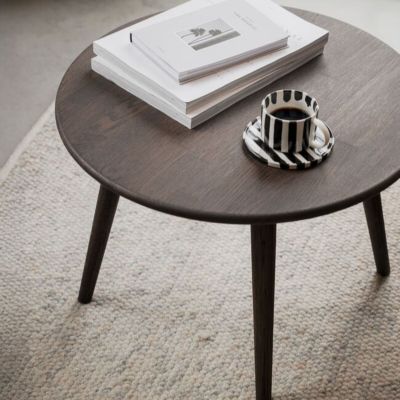 Rowico Home Tompkins pyöreä sohvapöytä Ø60 cm ruskea tammi