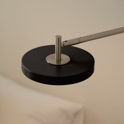 Asteria Long LED-seinävalaisin, musta, teräs, kiinteä johdotus UMAGE - Olohuone - Design - Metalli - Yksilamppuinen