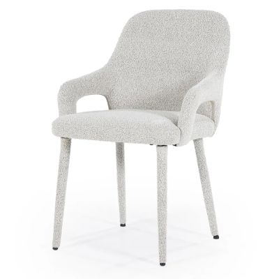 By Boo, Käsinojallinen tuoli Fika Beige
