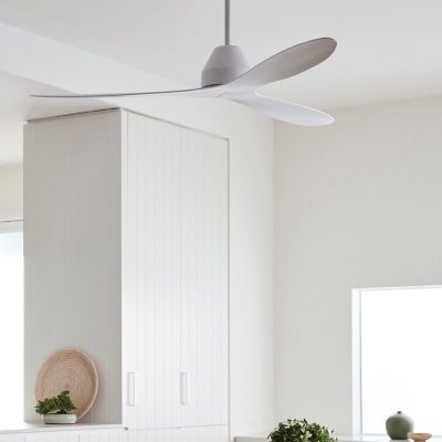 Whitehaven-kattotuuletin, valkoinen, DC, halkaisija 142 cm – Beacon Beacon Lighting - Olohuone - Moderni - Muovi