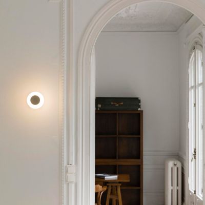 Moy LED-seinävalaisin, kulta/valkoinen, lasikupu FARO BARCELONA - Olohuone - Moderni - Pyöreä