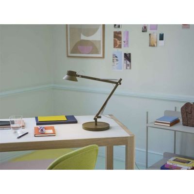 Dedicate Pöytävalaisin S2 Brown Green Muuto - Työhuone / toimisto - Alumiini