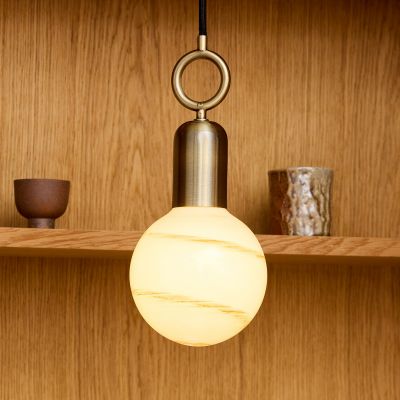 Stockholm-riippuvalo, antiikkimessinki, halkaisija 5 cm, E27 Halo Design - Olohuone - Metalli - Yksilamppuinen