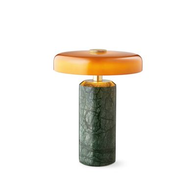 Design By Us Trip pöytävalaisin LED Ø17x21 cm marmori Sammalenvihreä-keltainen | Alk. 530,00 €