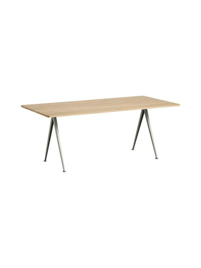 HAY Pyramid table 02 -pöytä | Alk. 1 920,00 €