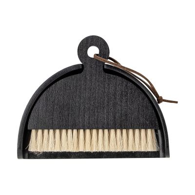Bloomingville Cleaning rikkaharja ja -lapio Black beech | Alk. 11,91 €