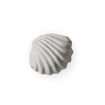 Cooee Design The Clam Shell -veistos 13 cm Limestone | Alk. 23,00 €