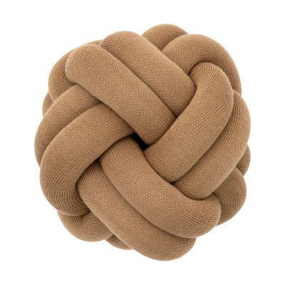 Design House Stockholm Knot tyyny Camel | Alk. 108,90 €