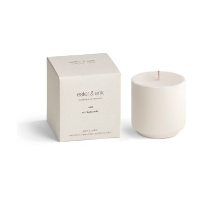ester & erik Refill ester & erik tuoksukynttilät Pine & cedar | Alk. 18,00 €