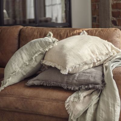 Fanni K Aarni pellavatyynynpäällinen 50x50 cm hiekka | Alk. 21,95 €