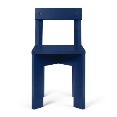 ferm LIVING Ark syöttötuoli Sininen | Alk. 118,78 €