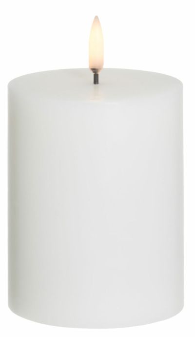 Finnlumor LED-pöytäkynttilä 3D liekki Ø8x10 cm | Alk. 4,50 €