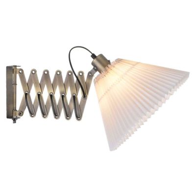 Halo Design - Medina Seinävalaisin Brass | Alk. 203,00 €