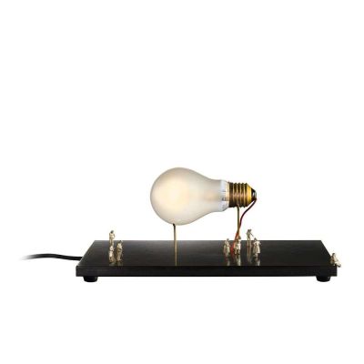 Ingo Maurer - I Ricchi Poveri Monument for a Bulb Pöytävalaisin