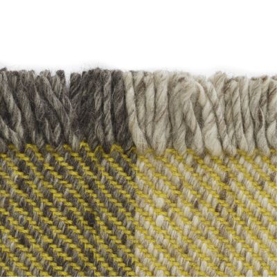 Kvadrat Fringe matto 0422, 180x240 cm | Alk. 1 210,00 €