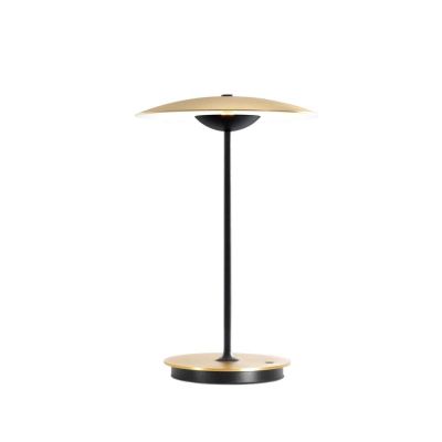 Marset - Ginger 20M Pöytävalaisin Portable Brushed Brass-White | Alk. 587,00 €