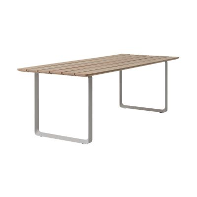 Muuto 70/70 Outdoor ruokapöytä 225x90 cm harmaa teräsrunko | Alk. 2 582,00 €