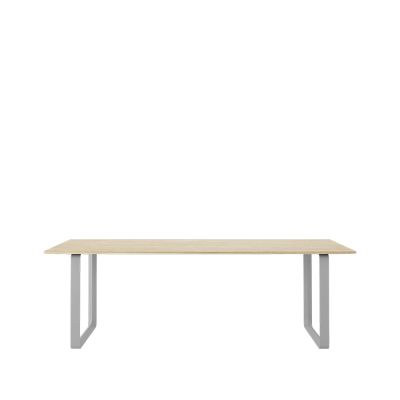 Muuto 70/70 ruokapöytä 225 x 90 cm Solid oak-Grey | Alk. 3 395,00 €