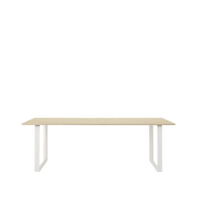 Muuto 70/70 ruokapöytä 225 x 90 cm Solid oak-White | Alk. 3 395,00 €