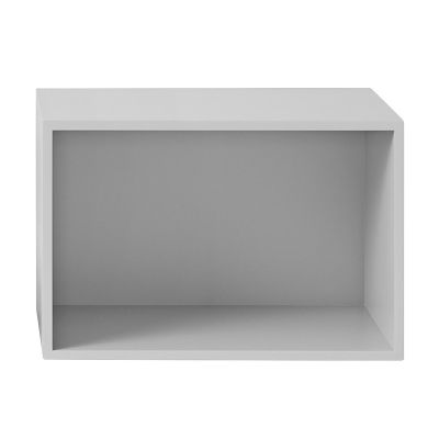 Muuto Stacked 2.0 hyllyjärjestelmä taustalevyllä, large vaaleanharmaa | Alk. 269,00 €