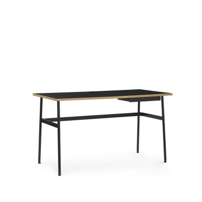 Normann Copenhagen Journal kirjoituspöytä Musta laminaatti, mustat teräsjalat ja laatikko | Alk. 770,00 €