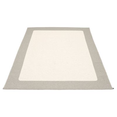 Pappelina, Ilda matto 180x260 cm warm grey / vanilla | Alk. 622,00 €
