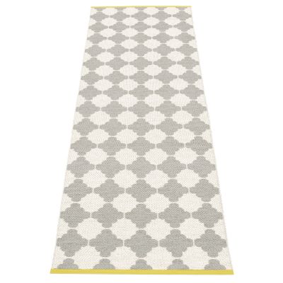 Pappelina, Marre matto 70x225 cm warm grey / vanilla must stripe | Alk. 174,60 €