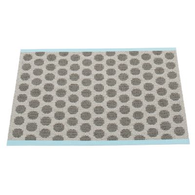Pappelina, Noa matto 70x90 cm charcoal / warm grey / turquoise stripe | Alk. 79,00 €