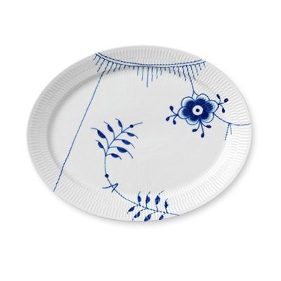 Royal Copenhagen Blue Fluted Mega soikea lautanen Ø 33 cm | Alk. 119,00 €