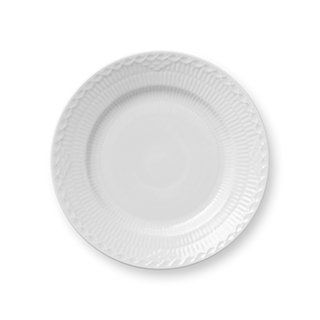 Royal Copenhagen White Fluted Half Lace -lautanen Ø 17 cm | Alk. 29,00 €