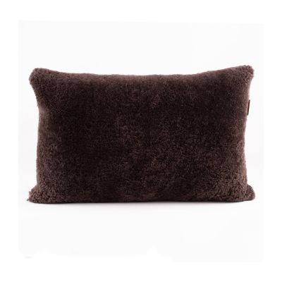 Shepherd of Sweden Shepherd Lina lampaannahkatyyny, 60 cm x 40 cm tummanruskea | Alk. 110,90 €