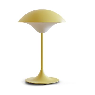 Spring Copenhagen Eclipse kannettava pöytävalaisin 24 cm Pale yellow | Alk. 105,00 €