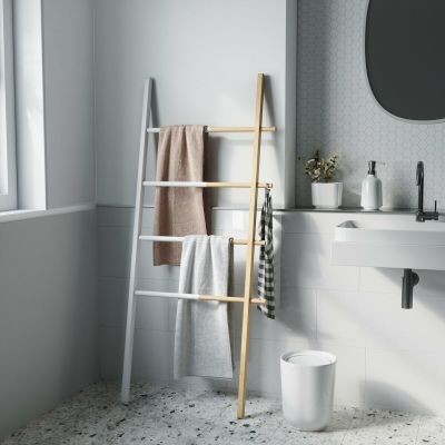 Umbra Hub sisustustikkaat valkoinen/luonnonväri | Alk. 97,75 €